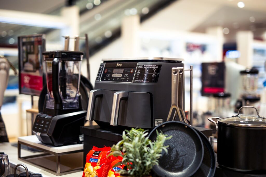 Brand-name small kitchen appliances for wholesale distribution